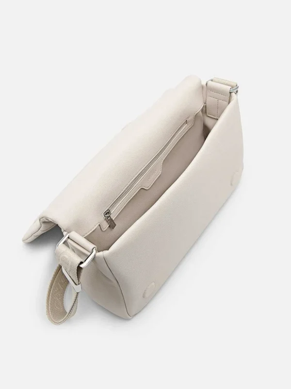 yara_shoulder_bag_4.webp Yara Shoulder Bag<PEDRO Store