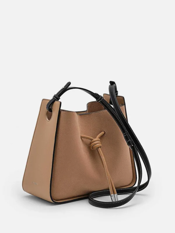 Yasmin Bucket Bag<PEDRO Shop