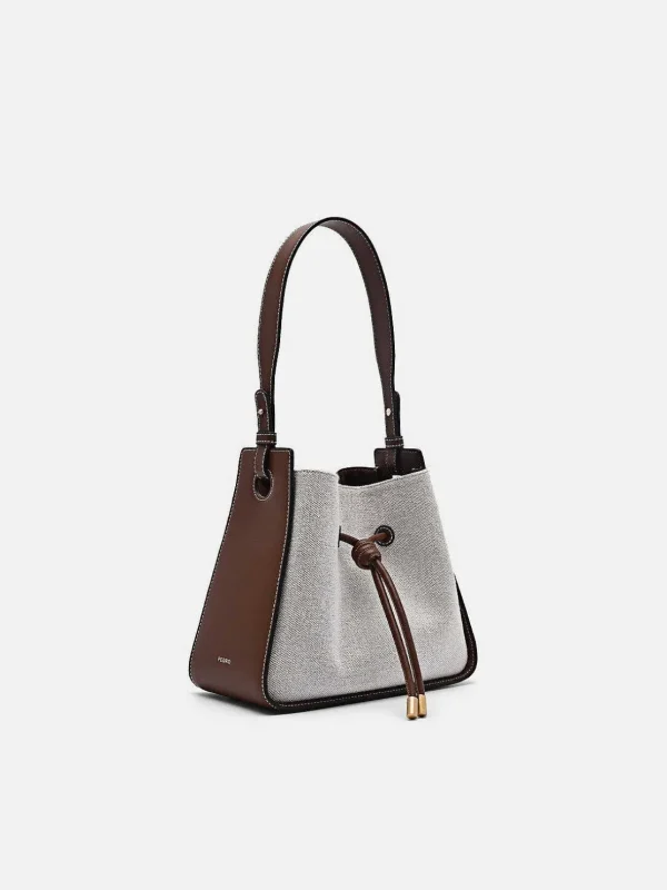 yasmin_linen_bucket_bag_2.webp Yasmin Linen Bucket Bag<PEDRO Shop
